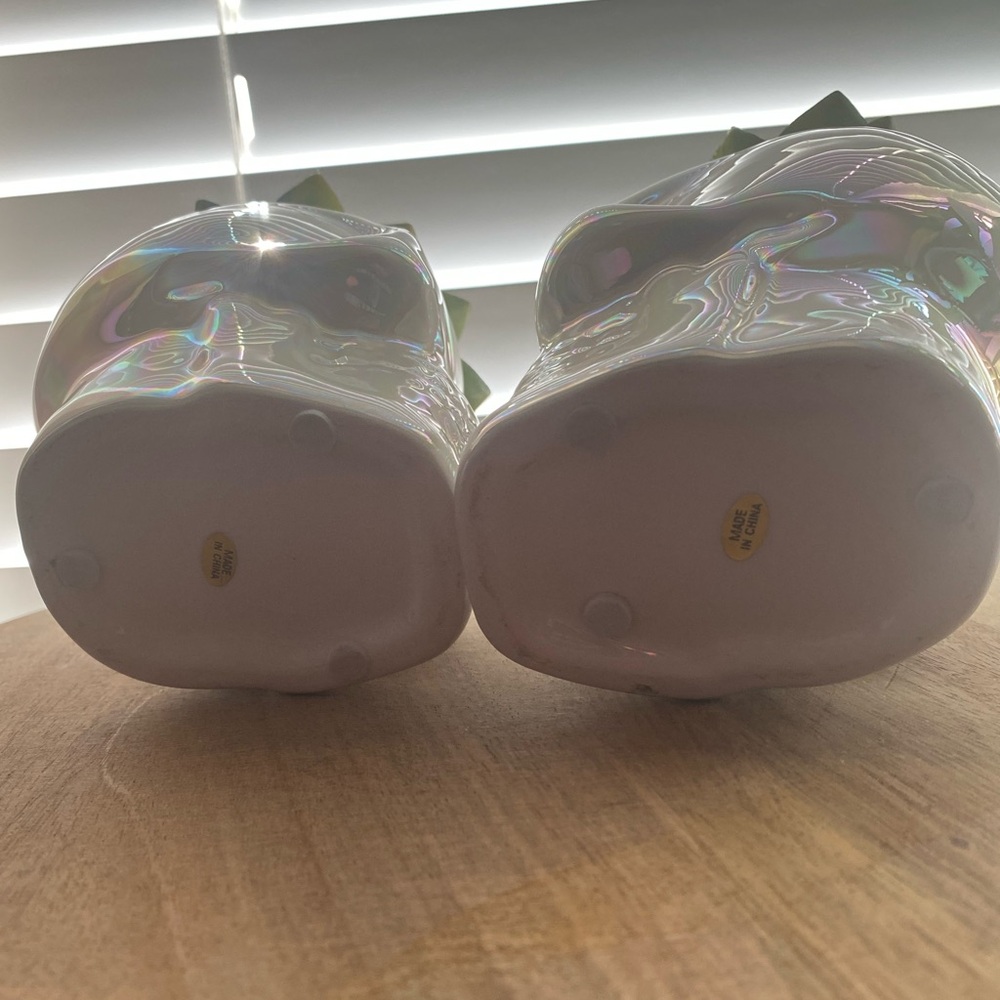 Iridescent Skull Planters with Faux Succulents Halloween Decor - Picture 8 of 8